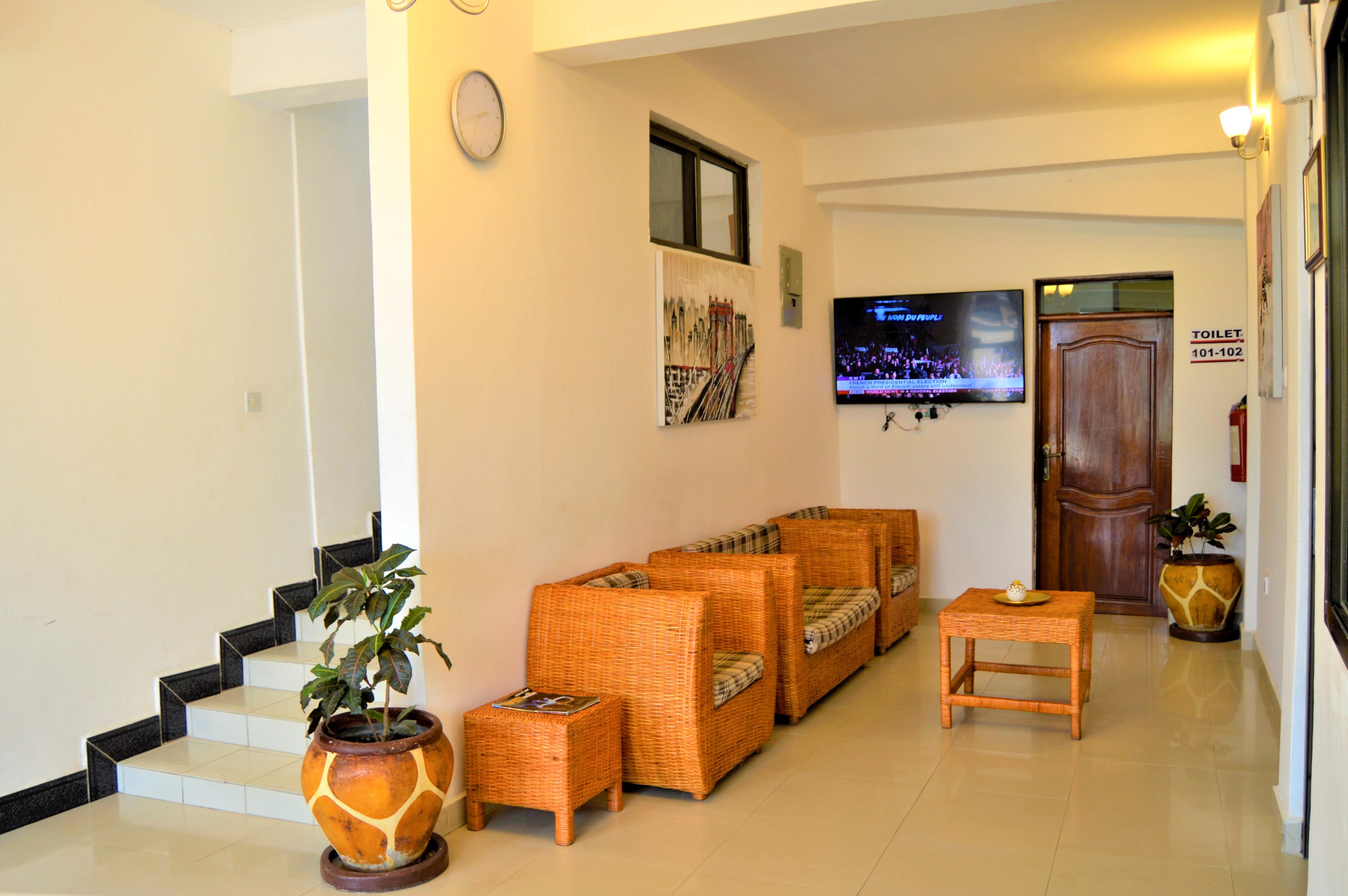 Hotel M 2*